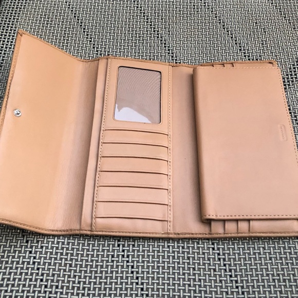 Coach Wallet - Picture 3 of 8